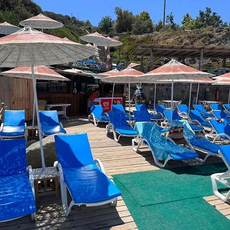 Gümüşlükte özel Plajlı Ve Havuzlu Müstakil Yazlık